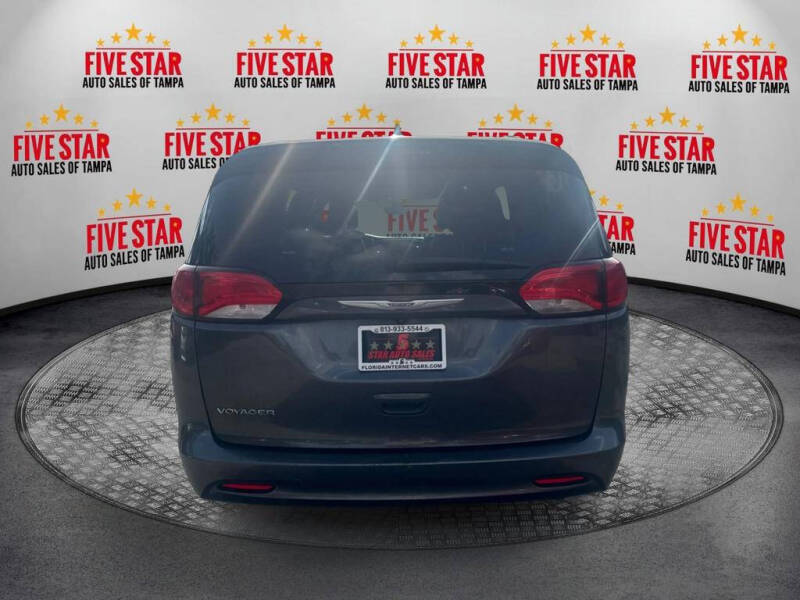 2020 Chrysler Voyager LXi