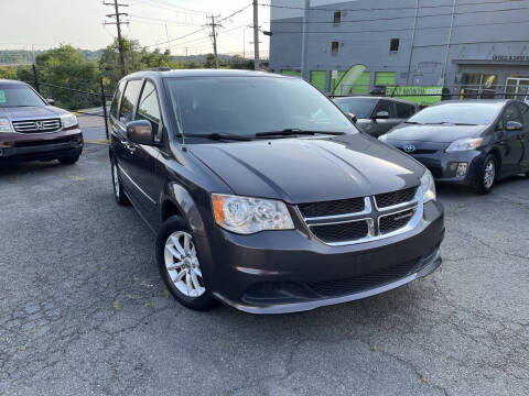 2016 Dodge Grand Caravan SXT Plus Photo