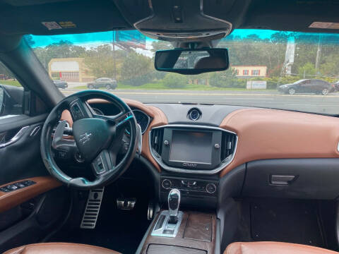 2014 Maserati Ghibli S Q4