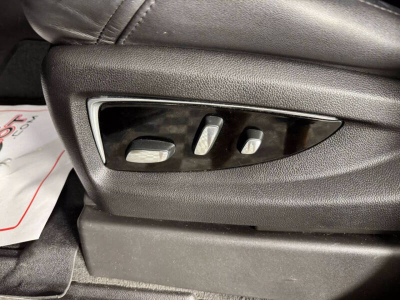 2018 Cadillac Escalade Luxury