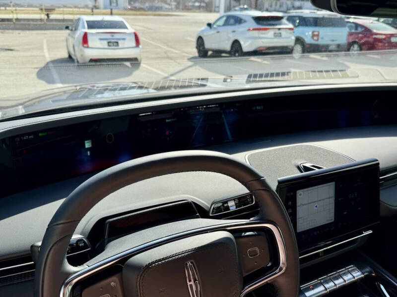 2025 Lincoln Nautilus Hybrid Premiere