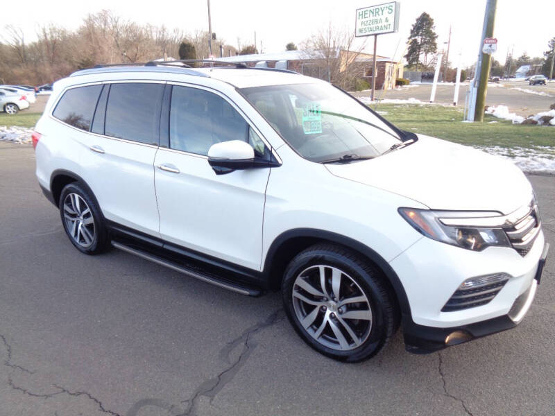 2016 Honda Pilot Touring's photo