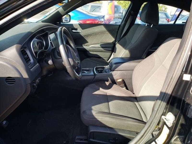 2017 Dodge Charger SXT