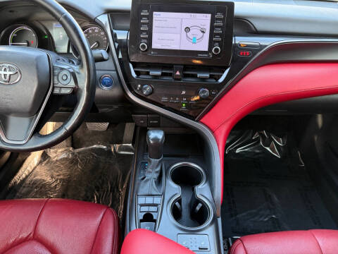 2024 Toyota Camry Hybrid