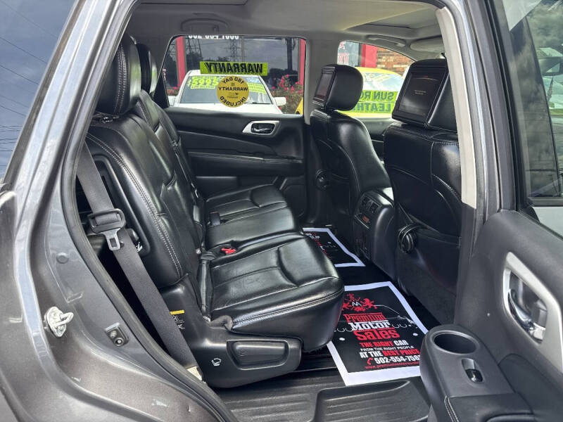 2017 Nissan Pathfinder Platinum
