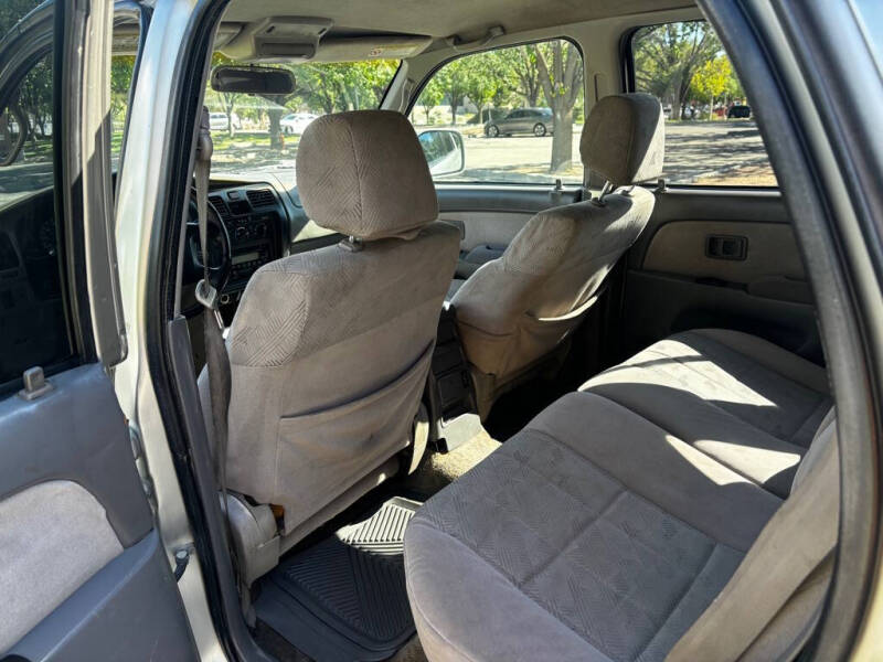 2002 Toyota 4Runner SR5