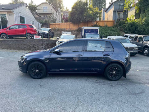 2016 Volkswagen Golf TSI S