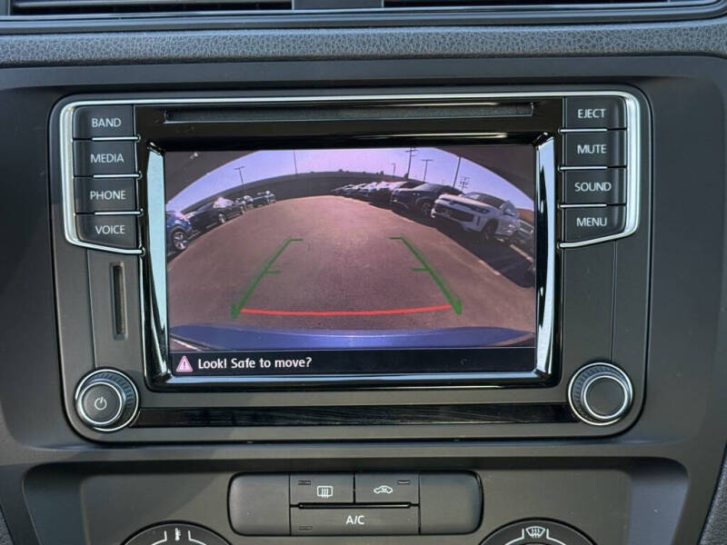 2016 Volkswagen Jetta