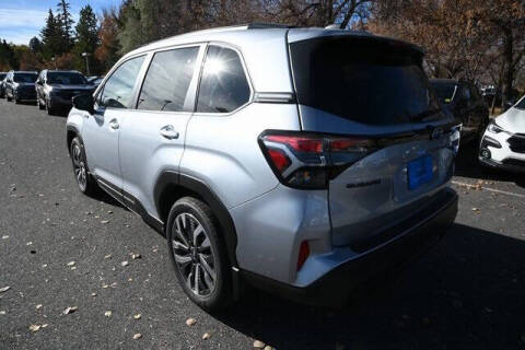 2025 Subaru Forester Touring Hybrid