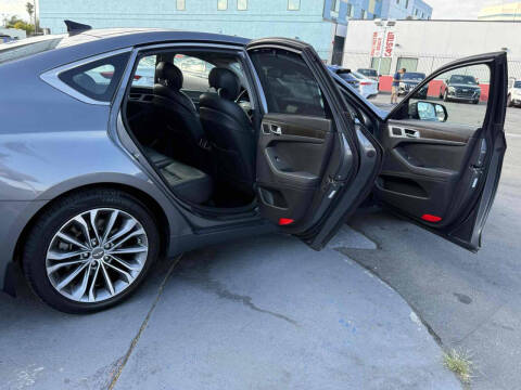 2016 Hyundai Genesis