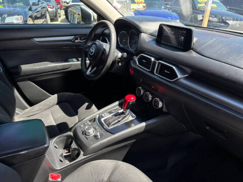 2017 Mazda CX-5 Sport