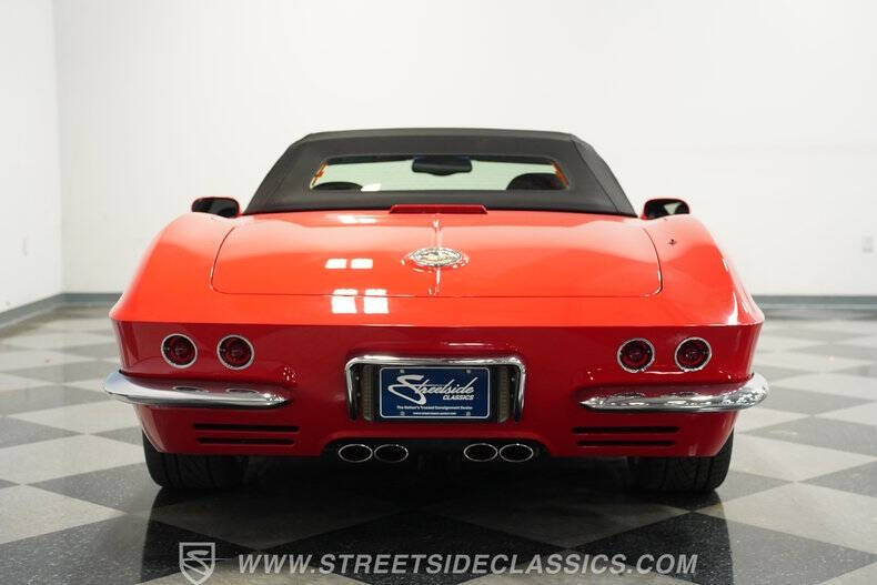 2004 Chevrolet Corvette