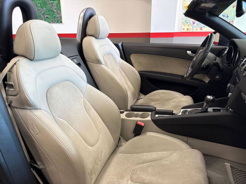 2009 Audi TT 2.0T quattro Premium Plus