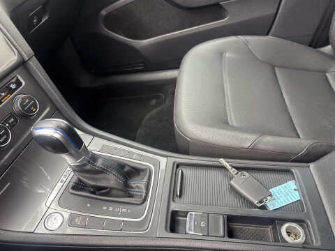 2015 Volkswagen e-Golf SEL Premium