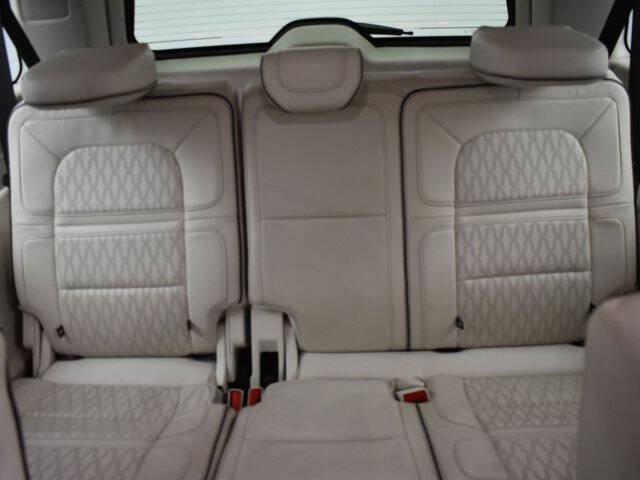 2023 Lincoln Navigator L Black Label