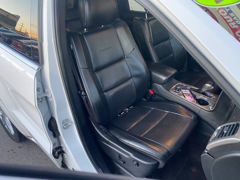 2017 Jeep Grand Cherokee Summit