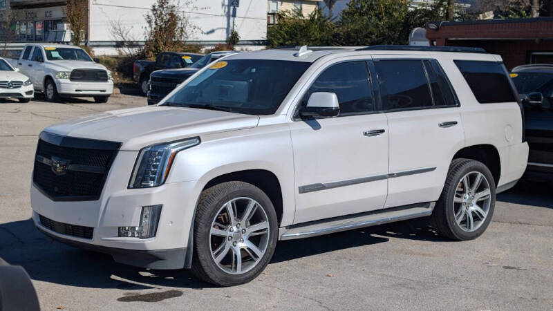 2018 Cadillac Escalade Premium Luxury's photo