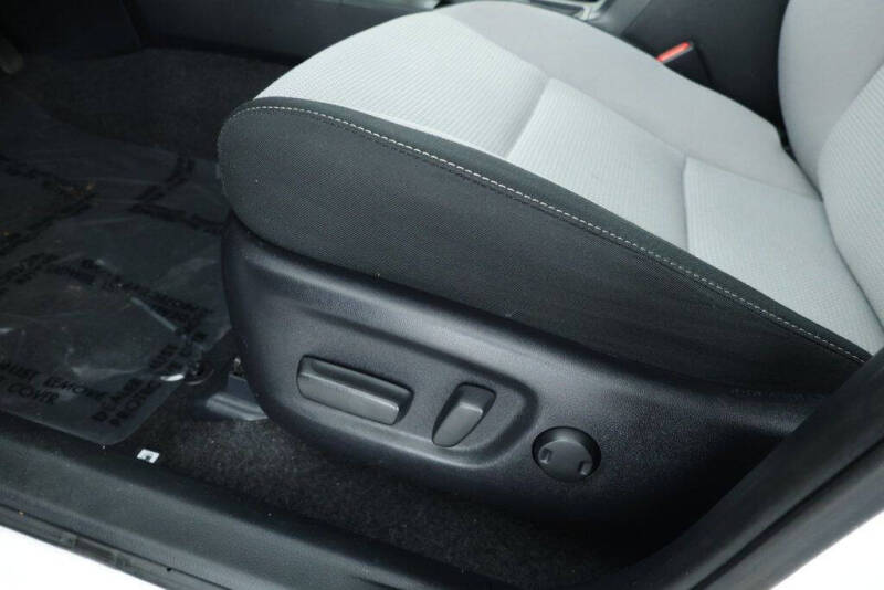 2018 Toyota RAV4 Hybrid XLE