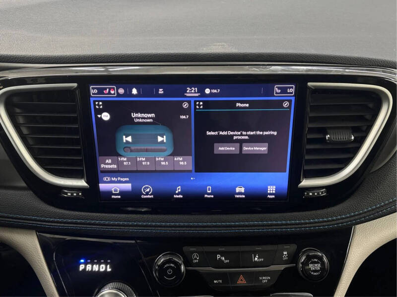 2021 Chrysler Pacifica Touring L