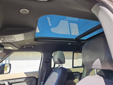 2022 Land Rover Defender 110 X-Dynamic SE