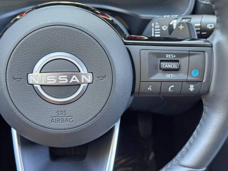 2024 Nissan Rogue SL