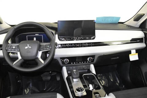 2025 Mitsubishi Outlander PHEV SE