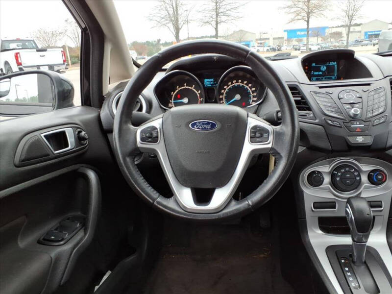2016 Ford Fiesta SE