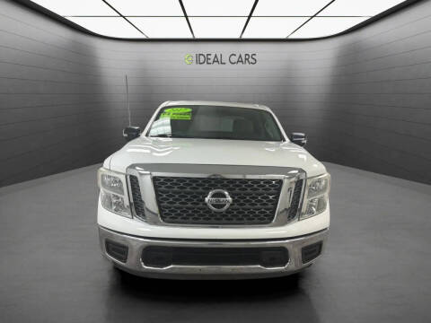 2017 Nissan Titan