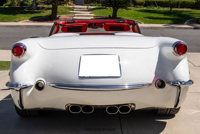 2004 Chevrolet Corvette