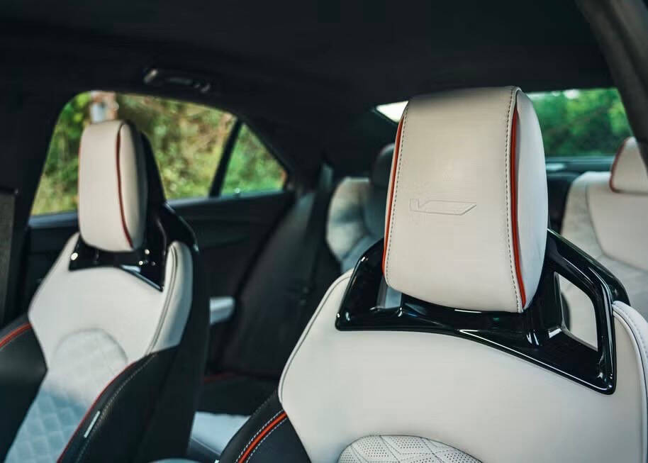 2022 Cadillac CT4-V 33