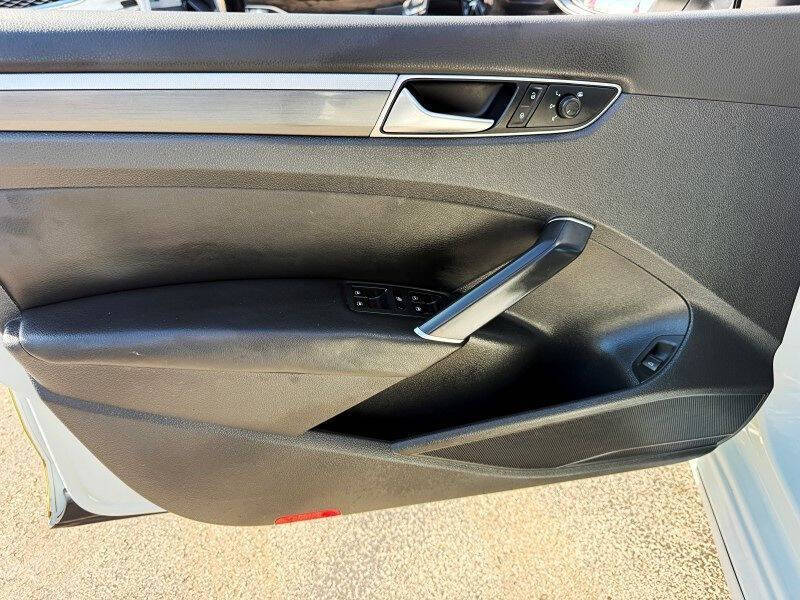 2018 Volkswagen Passat 2.0T S