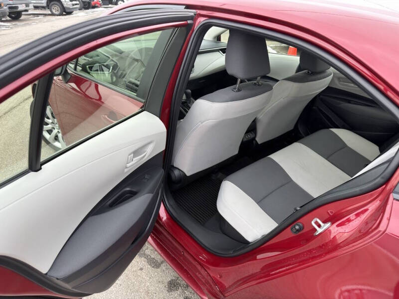 2025 Toyota Corolla Hybrid LE