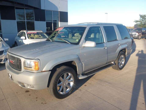 1999 GMC Yukon for sale at Ultimate Rides in Appleton WI