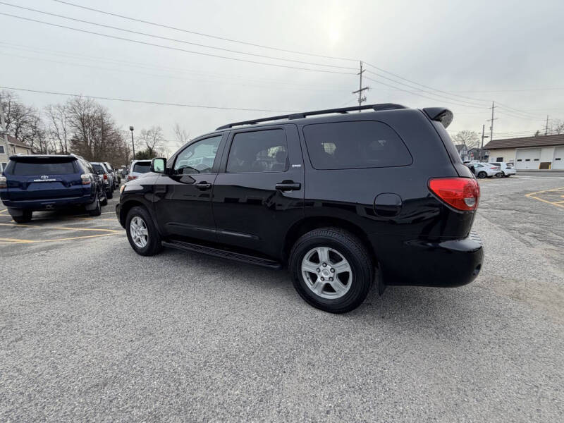 2013 Toyota Sequoia SR5