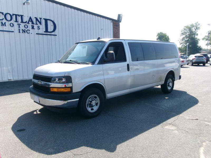 2018 Chevrolet Express LT 3500