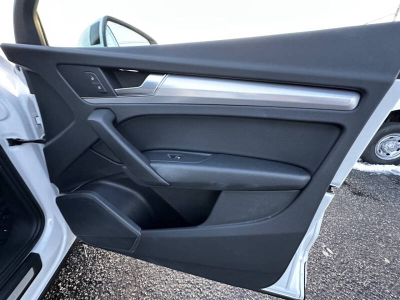 2018 Audi Q5 2.0T quattro Premium Plus