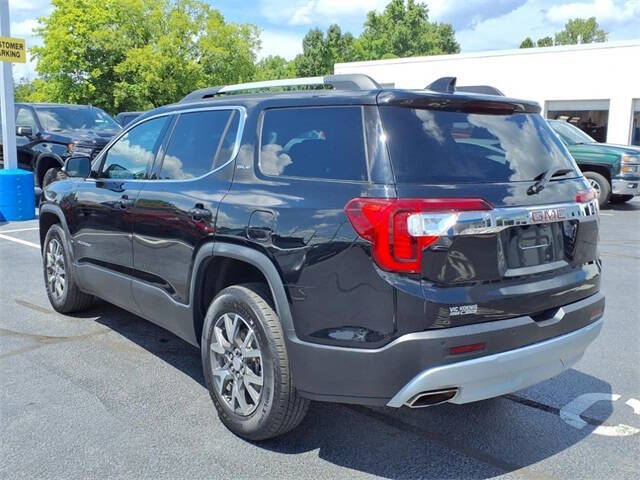 2023 GMC Acadia SLE