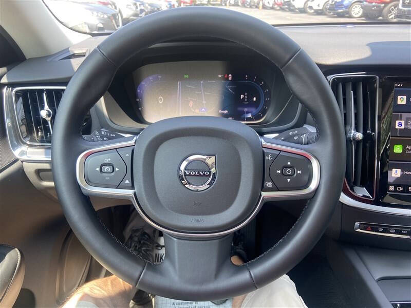 2025 Volvo S60 B5 Core