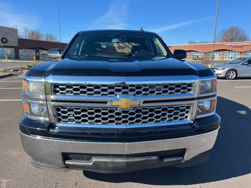 2015 Chevrolet Silverado 1500 LT photo 3