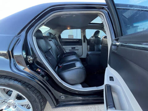 2006 Chrysler 300 SRT-8