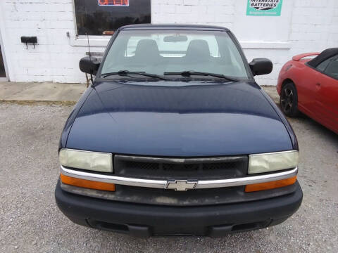 2003 Chevrolet S-10 for sale at RICK'S AUTO SALES in Logansport IN