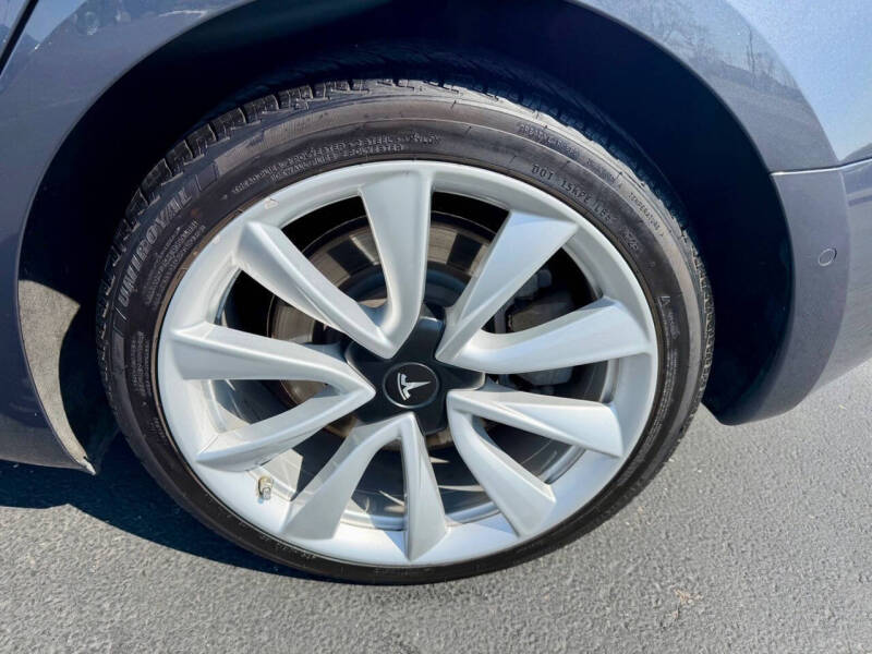 2019 Tesla Model 3 Long Range