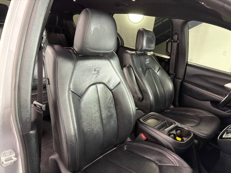 2020 Chrysler Pacifica Launch Edition