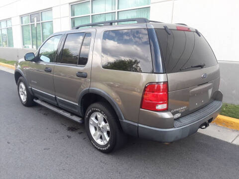 2004 Ford Explorer for sale at M & M Auto Brokers in Chantilly VA