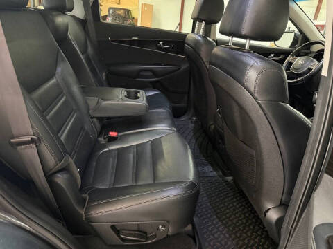 2020 Kia Sorento EX V6