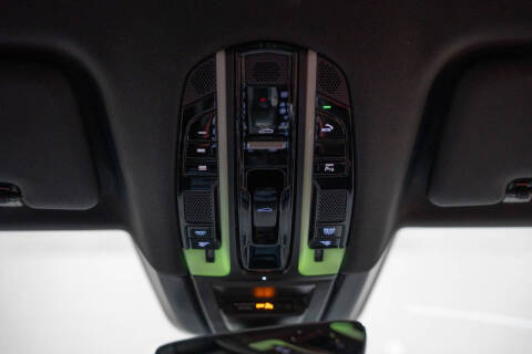 2022 Porsche Cayenne Platinum Edition