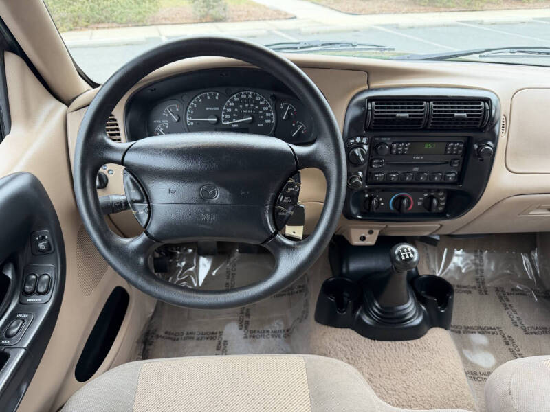 1999 Mazda B-Series B3000 SE