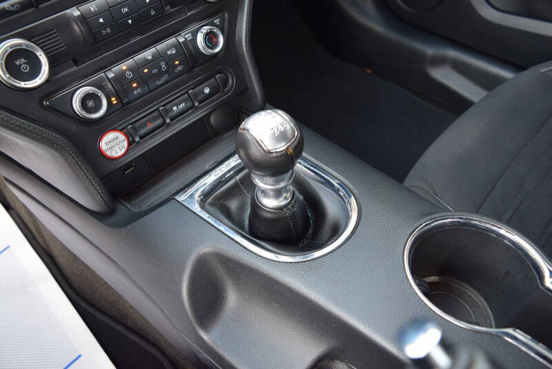 2016 Ford Mustang EcoBoost Premium