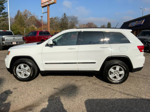 2013 Jeep Grand Cherokee for sale at MOTORS N MORE in Brainerd MN