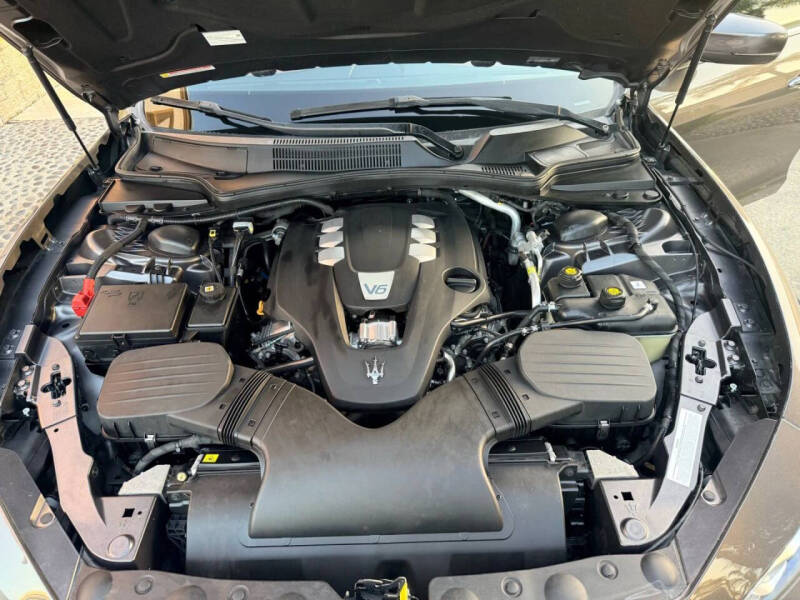 2017 Maserati Ghibli